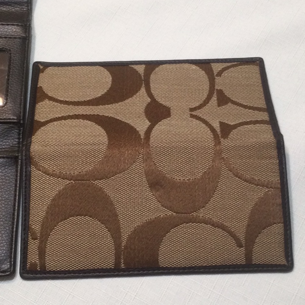 Coach Traditional Pattern Wallet/Checkbook Cover - Picture 7 of 7
